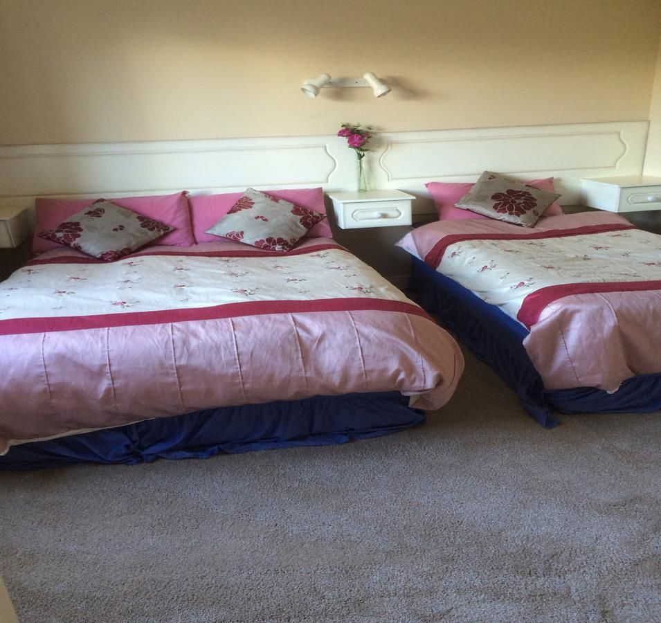 Отели типа «постель и завтрак» Seanor House Bed & Breakfast Баллибанион-23